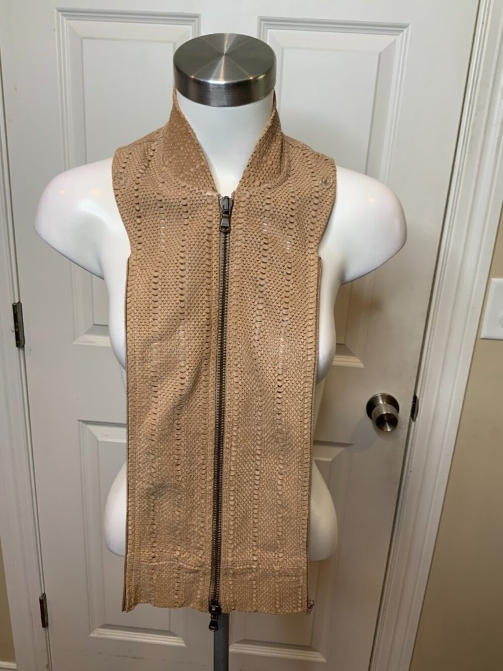 Veronica Beard Camel Brown Leather Snakeskin Zip-Up Dickey, One Size